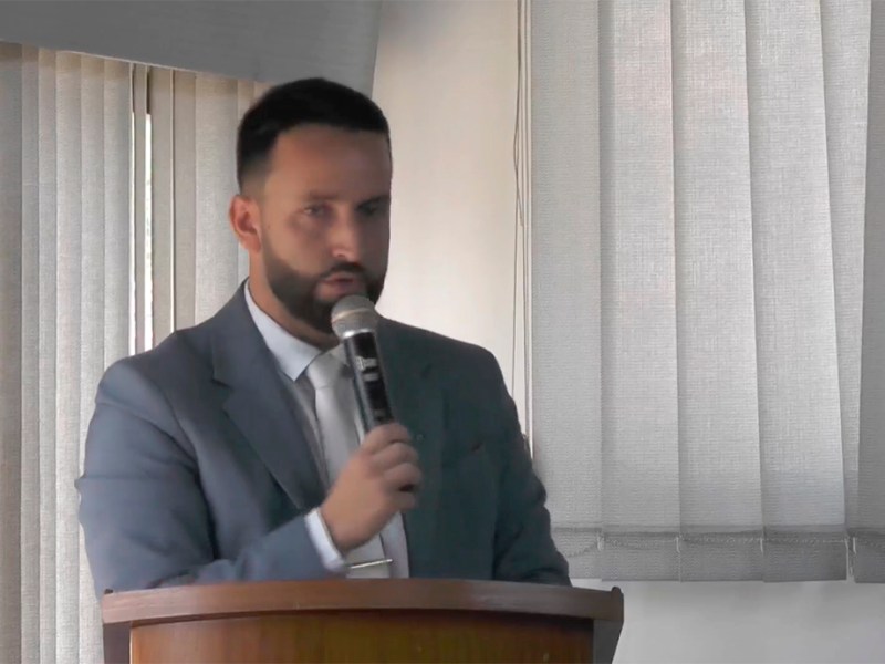 Presidente da Câmara assume cargo do prefeito afastado